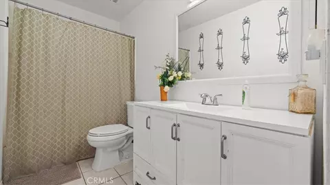 Bath - 809 E Cyrene St, Carson, CA 90746 photo 2 of 2