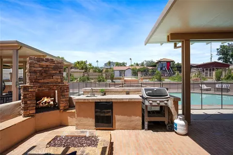 Other - 2785 State, Corona, CA 92881 photo 14 of 20