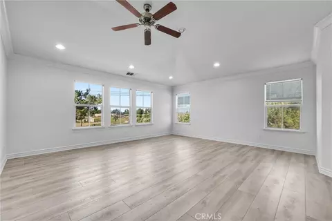 Living - 519 Cedarbrook Ln, Corona, CA 92879 photo 12 of 12
