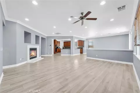 Living - 519 Cedarbrook Ln, Corona, CA 92879 photo 8 of 12