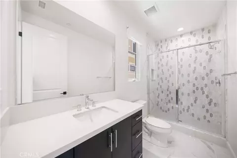 Bath - 108 Coldwater, Irvine, CA 92602 photo 2 of 7