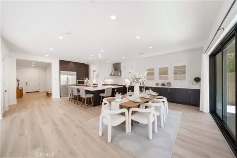 Dining - 108 Coldwater, Irvine, CA 92602 photo 3 of 3