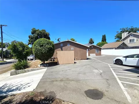 Exterior - 481 Lincoln Ave, Pasadena, CA 91103 photo 15 of 18