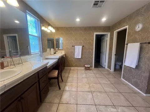 Bath - 6480 Acey St, Eastvale, CA 92880 photo 3 of 8