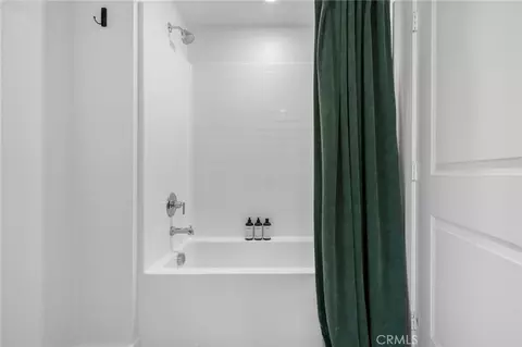 Bath - 4102 E Axis Privado #101, Ontario, CA 91764 photo 2 of 2