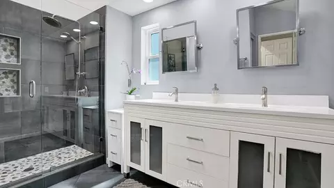 Bath - 3108 Antler, Ontario, CA 91761 photo 1 of 5