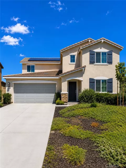 32190 Rambling Ct, Winchester, CA 92596