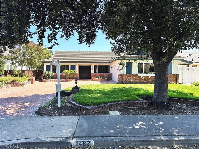 1482 Elmcroft Ave, Pomona, CA 91767