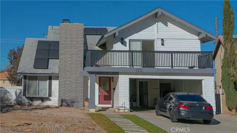 1321 E Lingard St, Lancaster, CA 93535