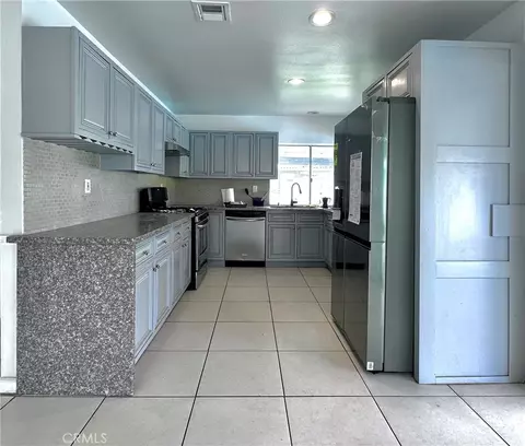 Kitchen - 1321 E Lingard St, Lancaster, CA 93535 photo 1 of 1