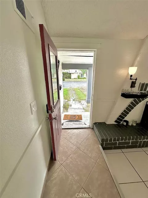 Entry Way - 1321 E Lingard St, Lancaster, CA 93535 photo 1 of 3