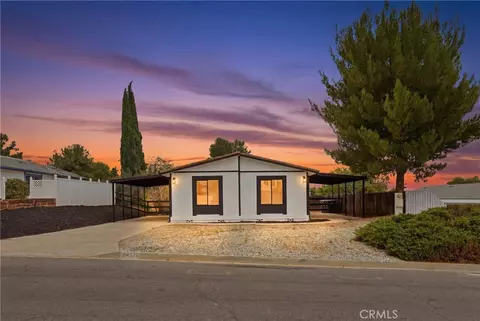 24826 Cornstalk Rd, Wildomar, CA 92595