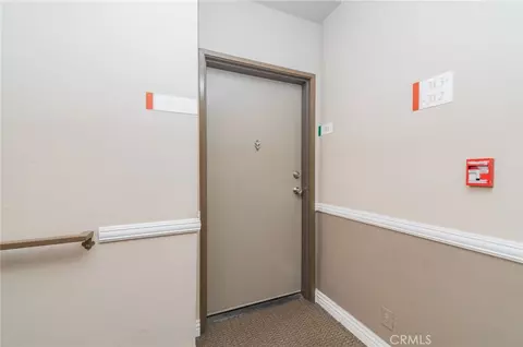 Entry Way - 501 E Del Mar Blvd #312, Pasadena, CA 91101 photo 3 of 3