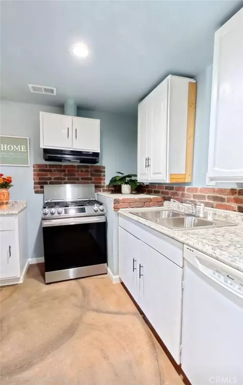 Kitchen - 82414 3rd, Trona, CA 93562 photo 1 of 1