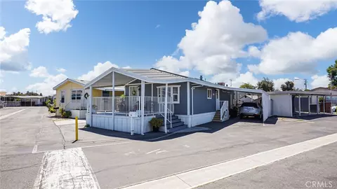 20806 Gridley Rd #48A, Lakewood, CA 90715