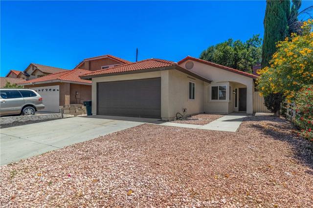 1699 Glenview Dr, Perris, CA 92571