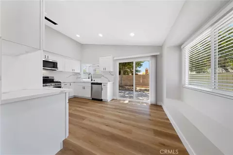 Entry Way - 1699 Glenview Dr, Perris, CA 92571 photo 1 of 1