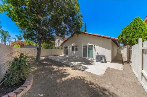 Exterior - 1699 Glenview Dr, Perris, CA 92571 photo 4 of 5