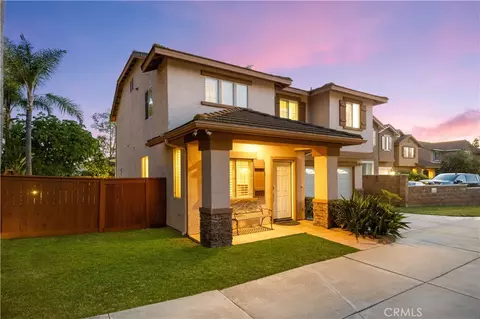 Exterior - 26 Appleglen, Irvine, CA 92602 photo 2 of 14