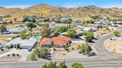 View/Area - 18588 Kamana, Apple Valley, CA 92307 photo 2 of 6