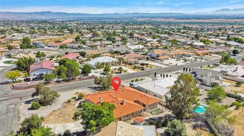 View/Area - 18588 Kamana, Apple Valley, CA 92307 photo 4 of 6