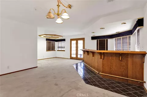 Living - 18588 Kamana, Apple Valley, CA 92307 photo 8 of 8