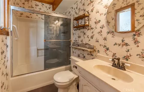 Bath - 31563 Inspiration Dr, Running Springs, CA 92382 photo 1 of 2