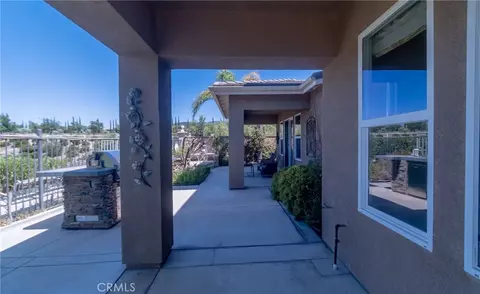 Exterior - 34116 Galleron St, Temecula, CA 92592 photo 7 of 15