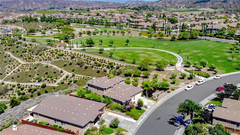 View/Area - 34116 Galleron St, Temecula, CA 92592 photo 2 of 8