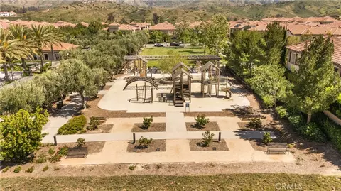 View/Area - 146 Dolci, Irvine, CA 92602 photo 7 of 10