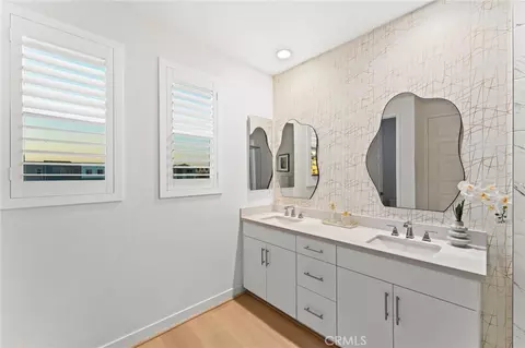 Bath - 127 Restore, Irvine, CA 92618 photo 3 of 4