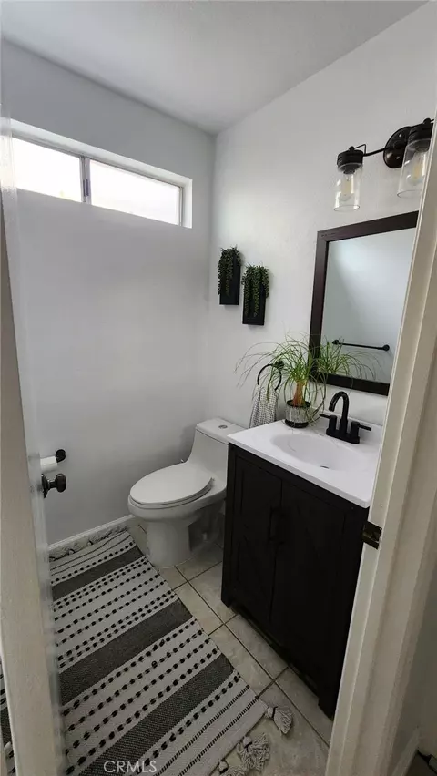Bath - 1683 Bronco, Oceanside, CA 92057 photo 1 of 5