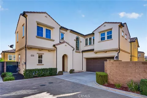 20656 W Chestnut Cir, Porter Ranch, CA 91326