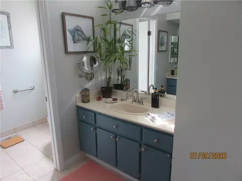 Bath - 31132 Corte Anza, Temecula, CA 92592 photo 2 of 6