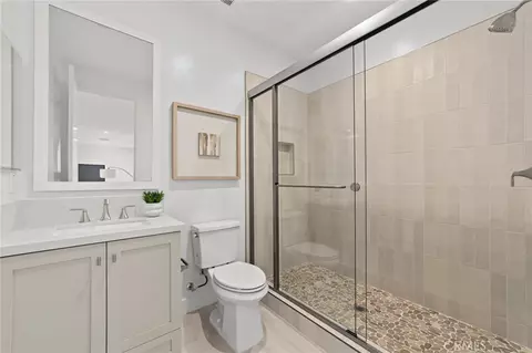 Bath - 22061 Manarola Way, Walnut, CA 91789 photo 2 of 6