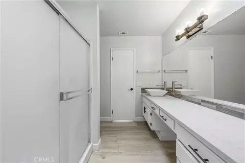 Bath - 600 Central Ave #376, Riverside, CA 92507 photo 2 of 2