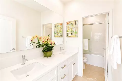 Bath - 137 Terrapin, Irvine, CA 92618 photo 2 of 3