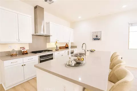 Kitchen - 137 Terrapin, Irvine, CA 92618 photo 2 of 5