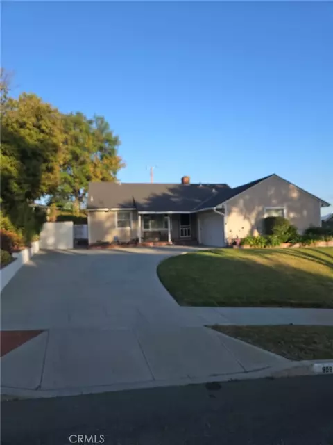806 Stanford, Burbank, CA 91504