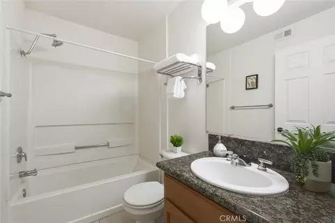 64 N Mar Vista Ave, Pasadena, CA 91106 photo 10