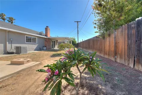 Exterior - 8723 Larkin Ct, Riverside, CA 92503 photo 6 of 7