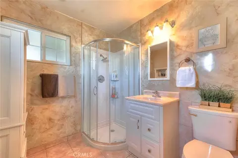 Bath - 8723 Larkin Ct, Riverside, CA 92503 photo 1 of 4
