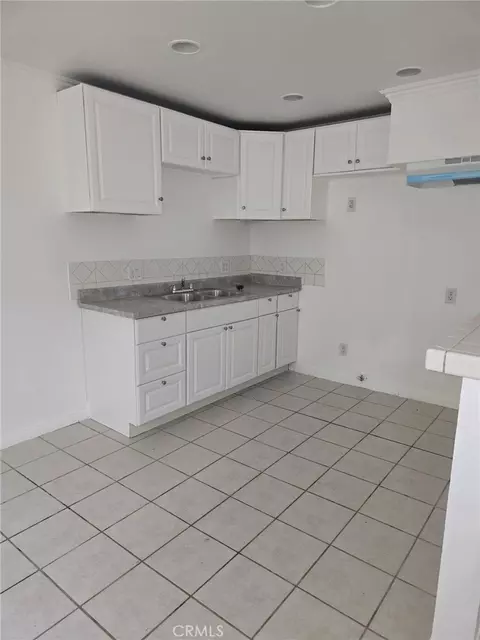 Kitchen - 1063 N Pershing, San Bernardino, CA 92410 photo 1 of 3