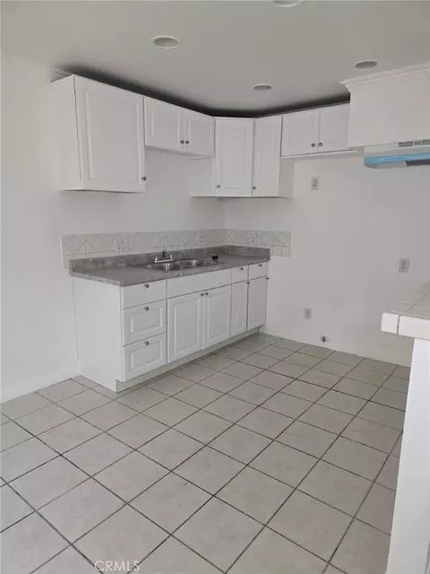 Kitchen - 1063 N Pershing, San Bernardino, CA 92410 photo 1 of 3