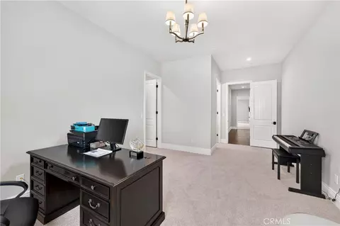 Entry Way - 1469 E Foothill Blvd, Glendora, CA 91741 photo 6 of 8