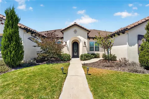 Exterior - 1469 E Foothill Blvd, Glendora, CA 91741 photo 9 of 11