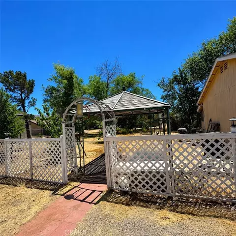 Exterior - 18865 Felton, Hesperia, CA 92345 photo 6 of 9