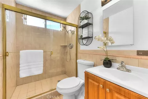 Bath - 20383 Damietta Dr, Diamond Bar, CA 91789 photo 3 of 4