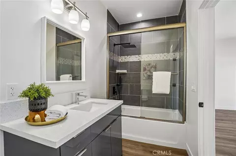 Bath - 677 Castlehill, Walnut, CA 91789 photo 7 of 11