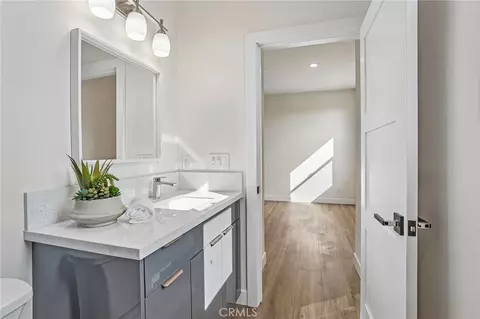 Bath - 677 Castlehill, Walnut, CA 91789 photo 6 of 11